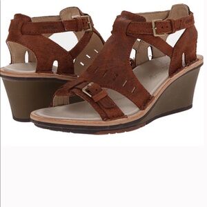 Merrell cloak brown leather women’s sandal size 10